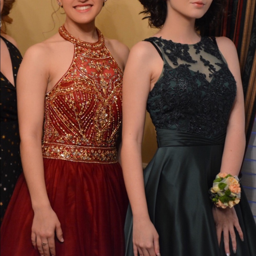 Prom dress - Picture 3 of 3